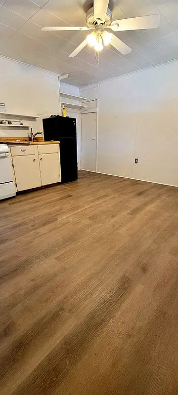 747 Mercer Rd — Photo 1