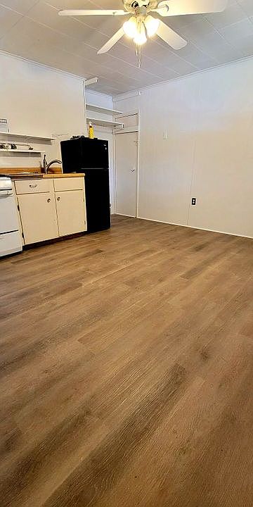 1st image of 747 Mercer Rd #1
