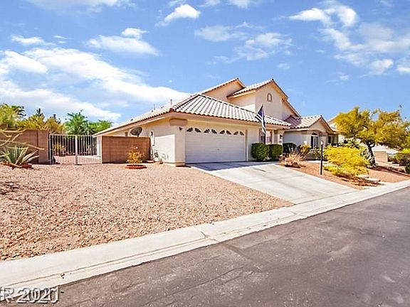 3rd image of 6805 Ancestral Hills Ln