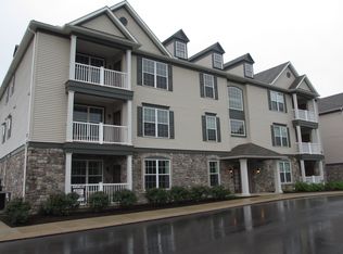 113 Alma Mater Dr APT 101, State College, PA 16803