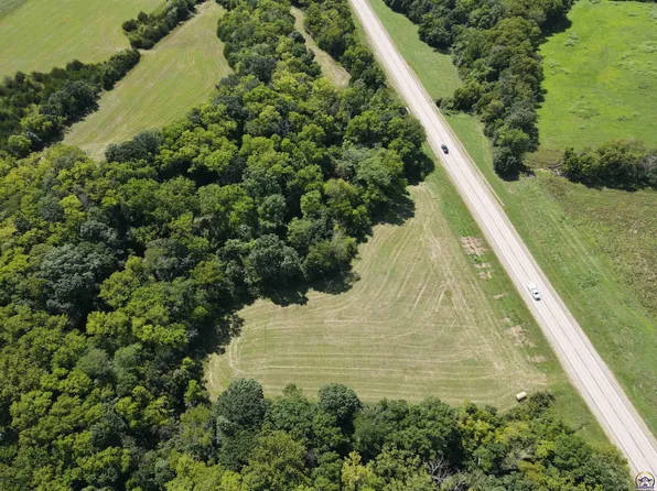 1 K 4 Hwy Tract 1, Valley Falls, KS 66088