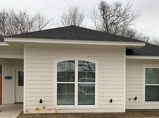 1303 E 6th Ave, Corsicana, TX 75110