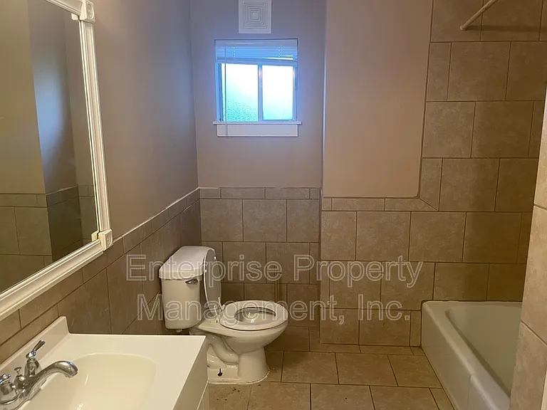 1982 Goldbrier Ln — Photo 11