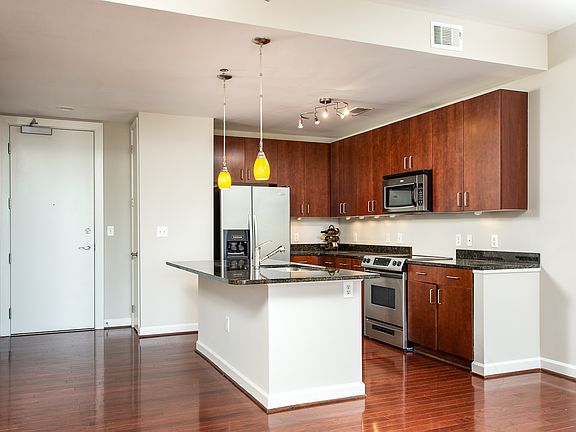 2nd image of 711 Cosmopolitan Dr NE Unit 503