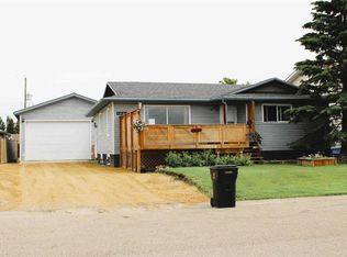 4330 S 49th Ave, Grimshaw, AB T0H 1W0