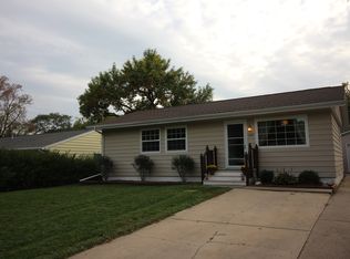 246 Jacolyn Dr NW, Cedar Rapids, IA 52405