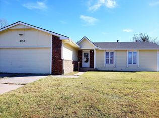 2034 S Flynn Ln, Wichita, KS 67207