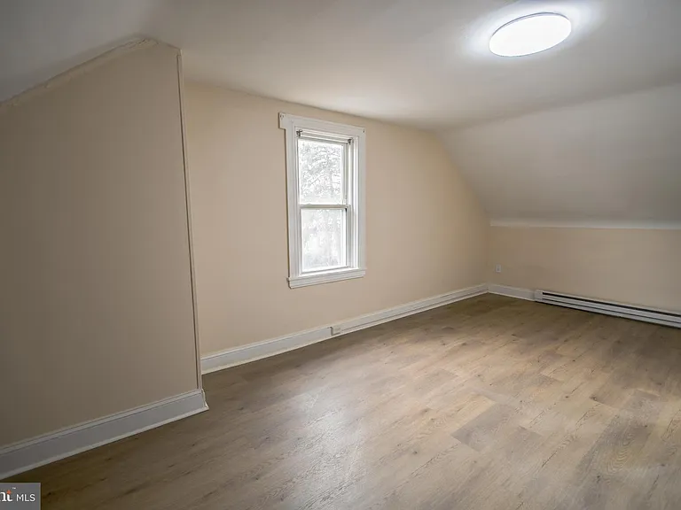 3817 Dennison Ave — Photo 18