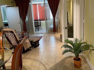 5005 Collins Ave APT 1422, Miami Beach, FL 33140