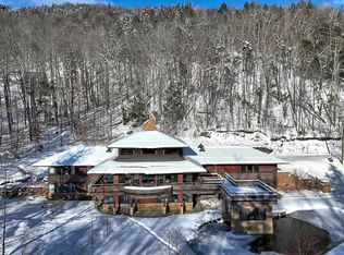 149 Hawk Hollow Ln, Plymouth, VT 05056