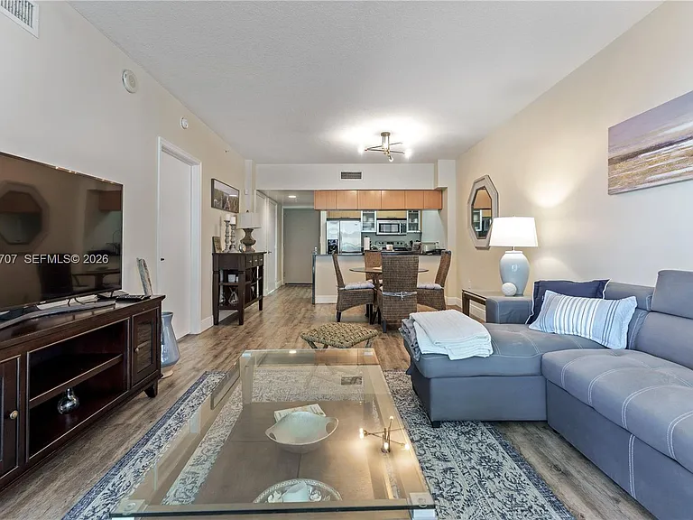 1750 N Bayshore Dr #1405 — Photo 21