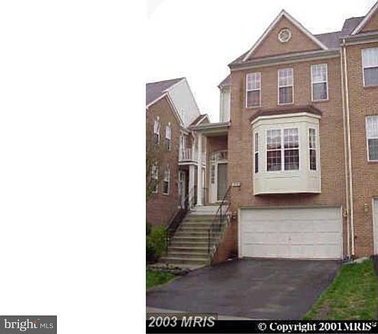1st image of 21157 Millwood Sq
