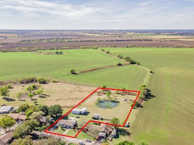 1102 S 1st Ave, Grandview, TX, 76050