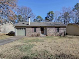 67 Point West Cir, Little Rock, AR 72211