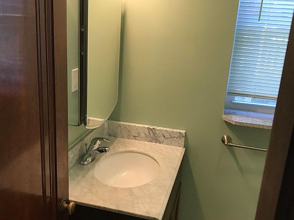 5th image of 1206 Moorlands Dr #1N