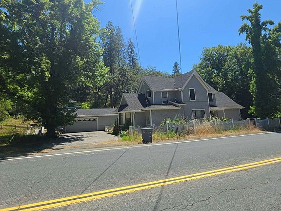 3rd image of 21780 Placer Hills Rd
