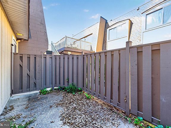 2nd image of 3948 Sonora Pl #88D