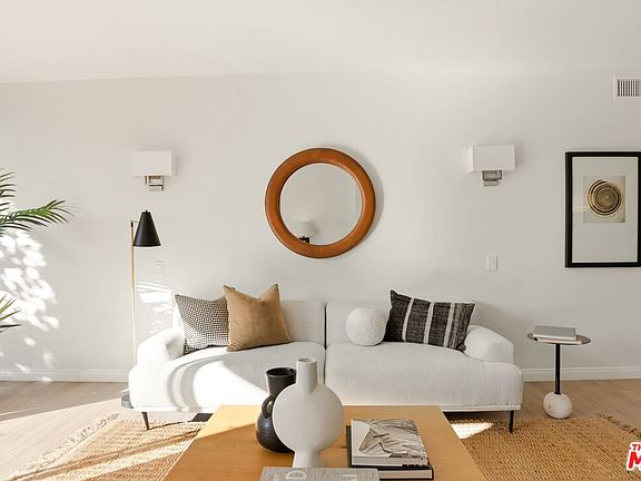 4th image of 1351 N Crescent Heights Blvd APT 113