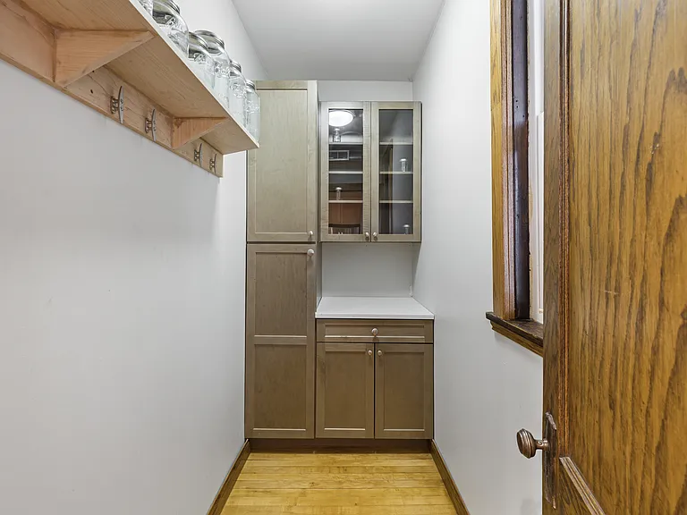 1648 N Saint Louis Ave #2 — Photo 28