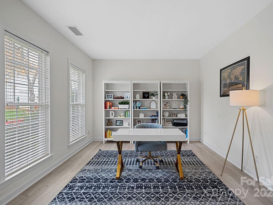 7907 Fairmeadows Dr, Charlotte, NC 28269 Zillow