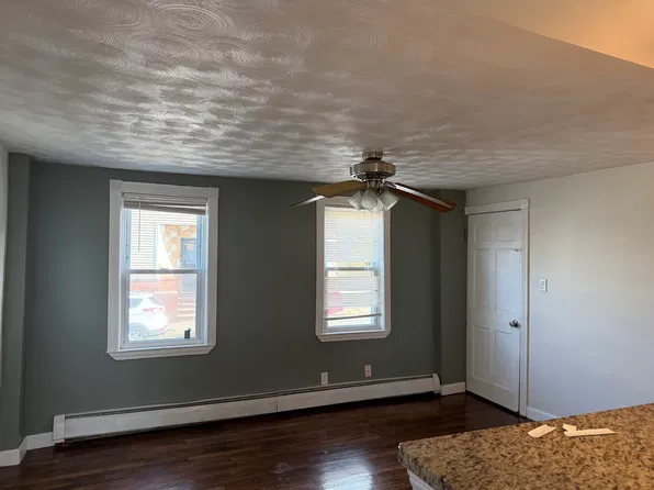 14 Amity St Floor 1, Lynn, MA 01902