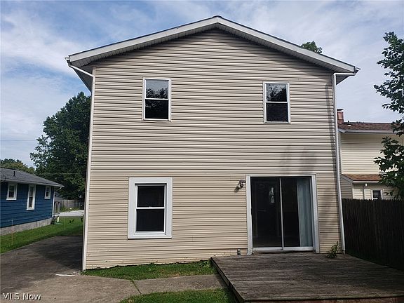 4th image of 7678 Pinehurst Dr