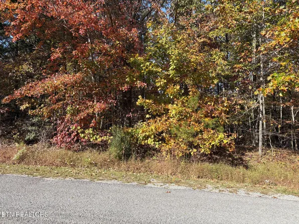 5119 Cheyenne Dr, Crossville, TN 38572