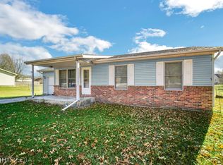 8739 E 150 S, Knox, IN 46534