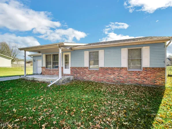 8739 E 150 S, Knox, IN 46534