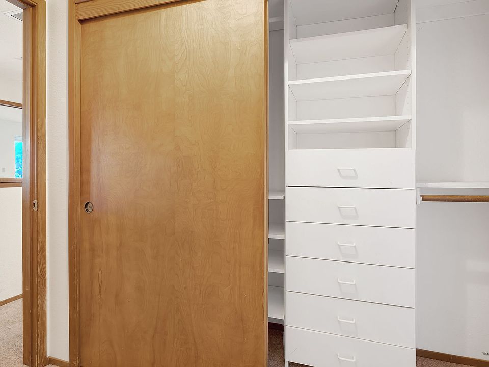 1st image of 2534 Bombadil Ln