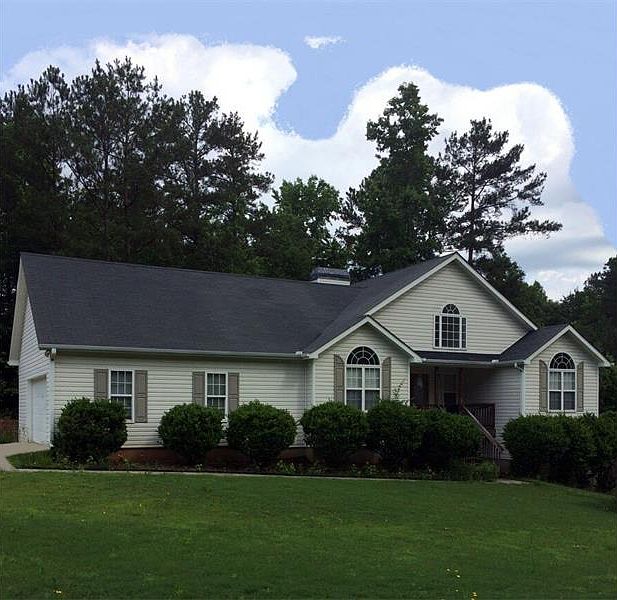 2nd image of 2555 Hidden Creek Drive