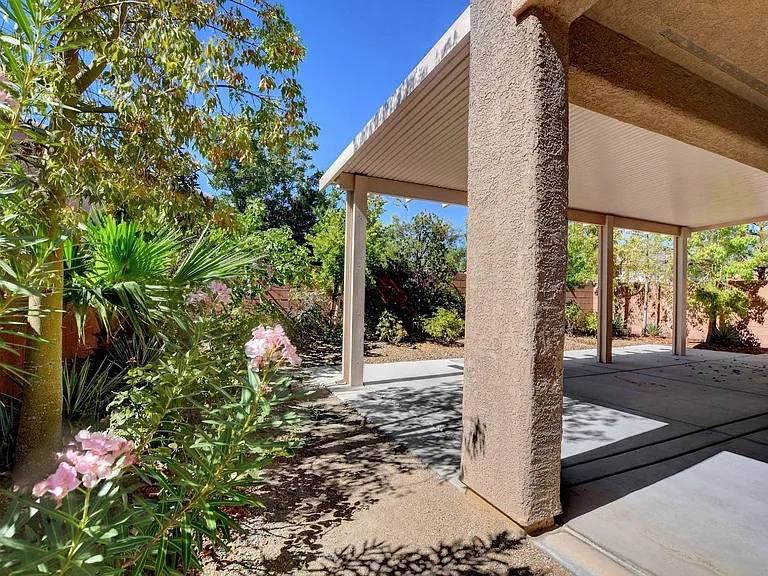 7110 Purple Iris Ave — Photo 1