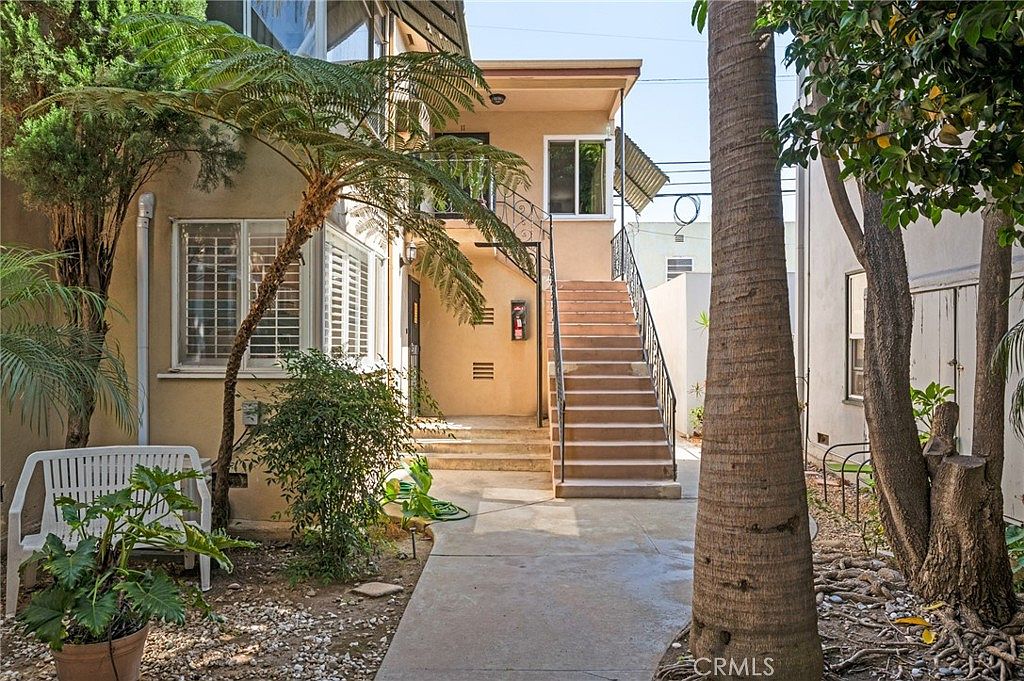 1044 E 2nd St UNIT 9, Long Beach, CA 90802 | Zillow