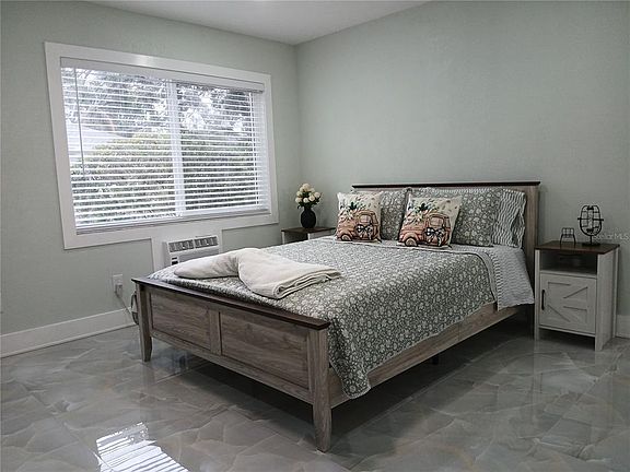 3rd image of 4129 DOLPHIN DRIVE #1