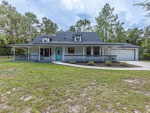 3rd image of 4430 TARRAGON Avenue