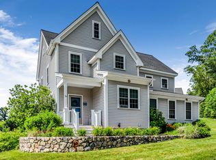 130 Black Horse Pl #130, Concord, MA 01742