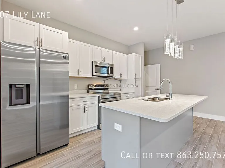 107 Lily Ln — Photo 14