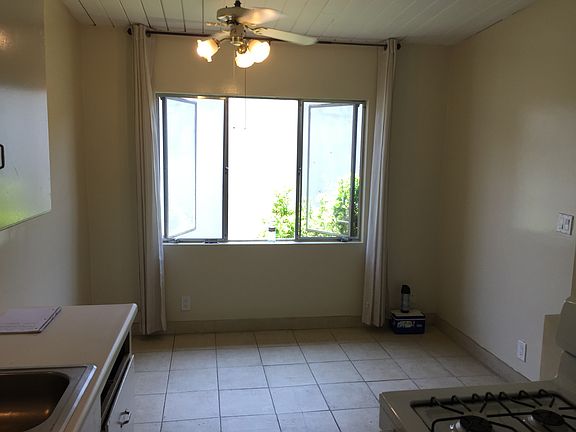 5th image of 1416 Armacost Ave #6