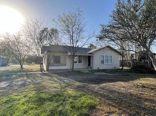 207 Rainbow Dr, San Antonio, TX 78209