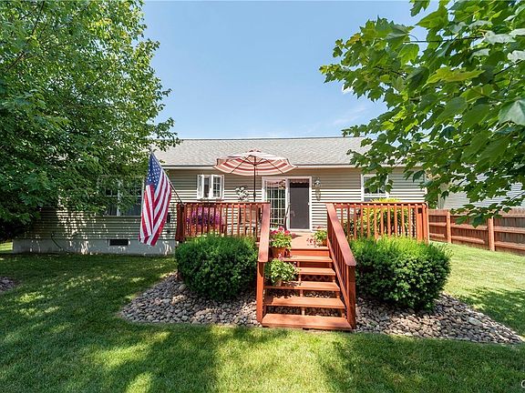 2nd image of 6332 Jane Ln