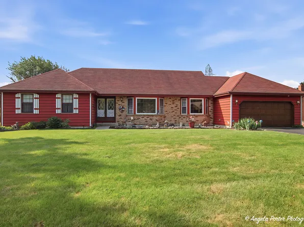 167 Burning Bush Trl, Crystal Lake, IL 60012