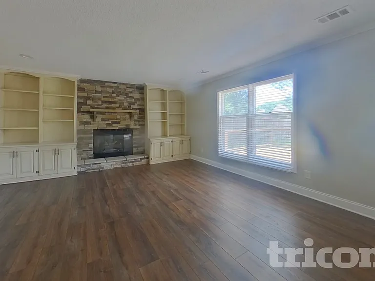 1404 S Montebello St — Photo 24