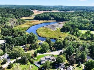 35 Old Shipyard Ln, Hanover, MA 02339