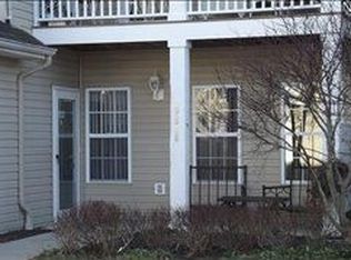 29868 Lenox Dr #112, Westlake, OH 44145