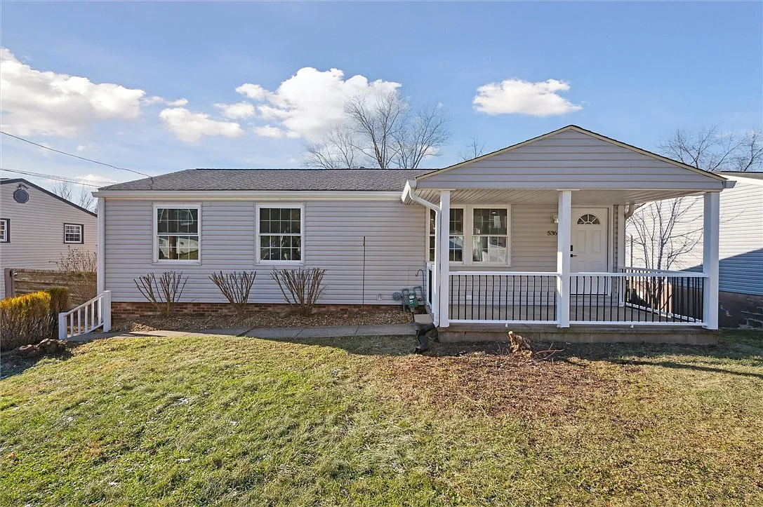 536 Catskill Dr photo 1