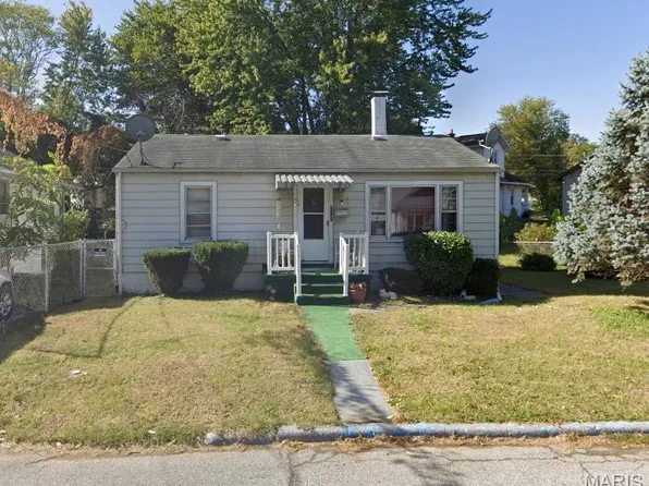 1101 Putnam St, Alton, IL 62002