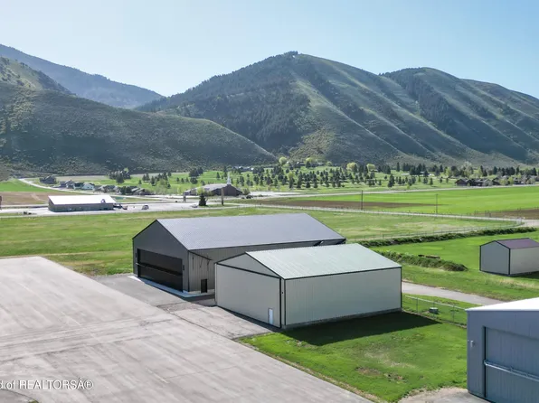 43 Airport Rd, Afton, WY 83110