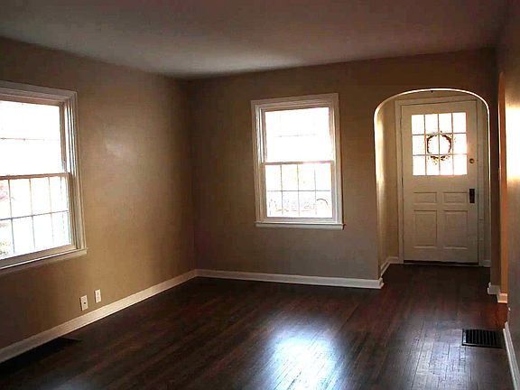 2nd image of 49 Parkview Ave