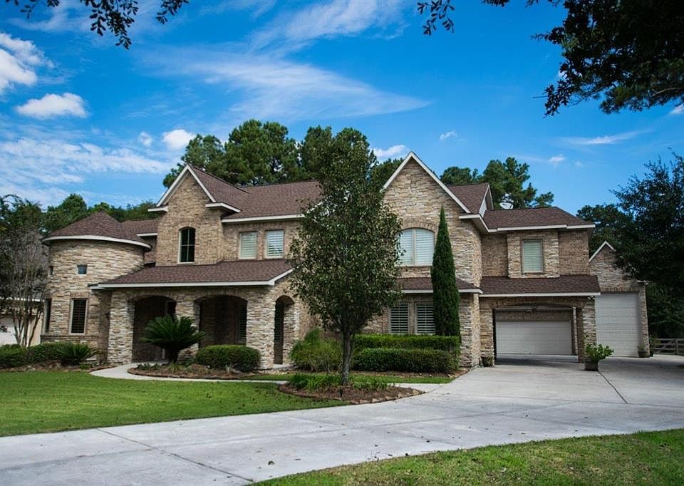 1st image of 12602 Hunters Canyon Ln