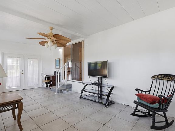 5th image of 5246 Amanda St